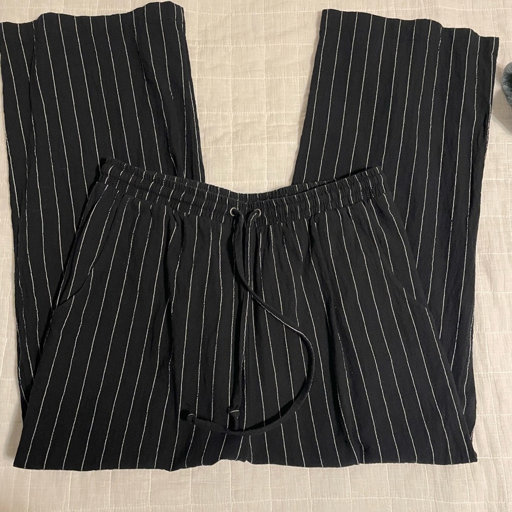 Wild Fable Cropped Pants